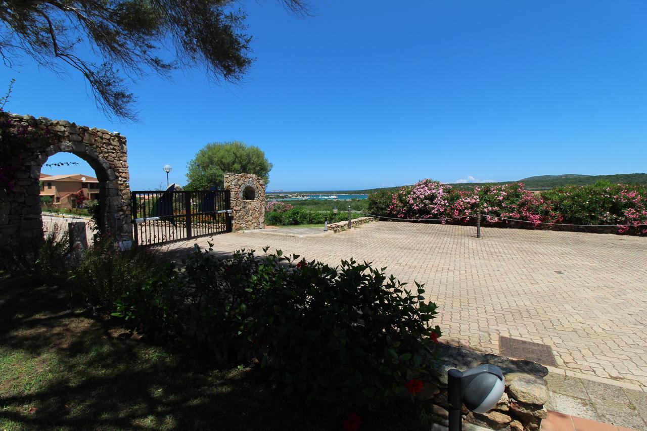 Appartamenti Residence Vela Blu Golfo Aranci Marinella  Eksteriør bilde